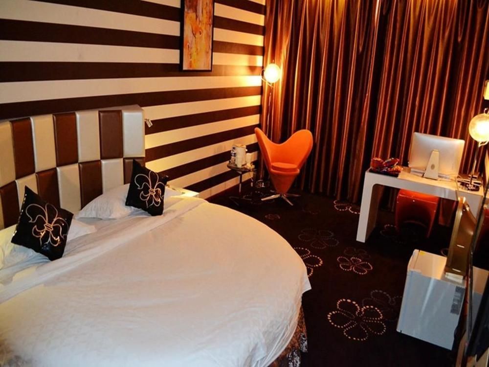 Victoria Hotel Λουό Γιανγκ Εξωτερικό φωτογραφία
