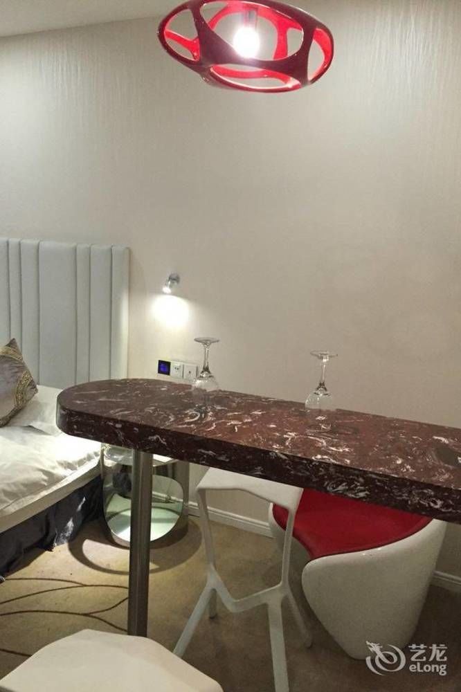 Victoria Hotel Λουό Γιανγκ Εξωτερικό φωτογραφία